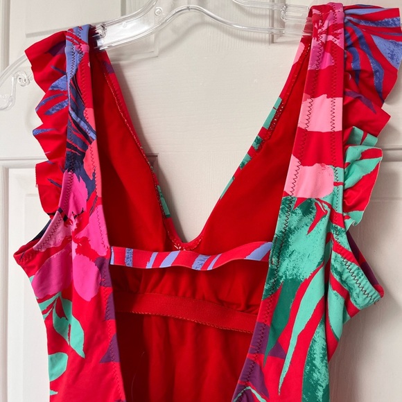 NWOT Jessica Simpson Tropical Print Ruffle Strap One-Piece Swimsuit S - Picture 6 of 15